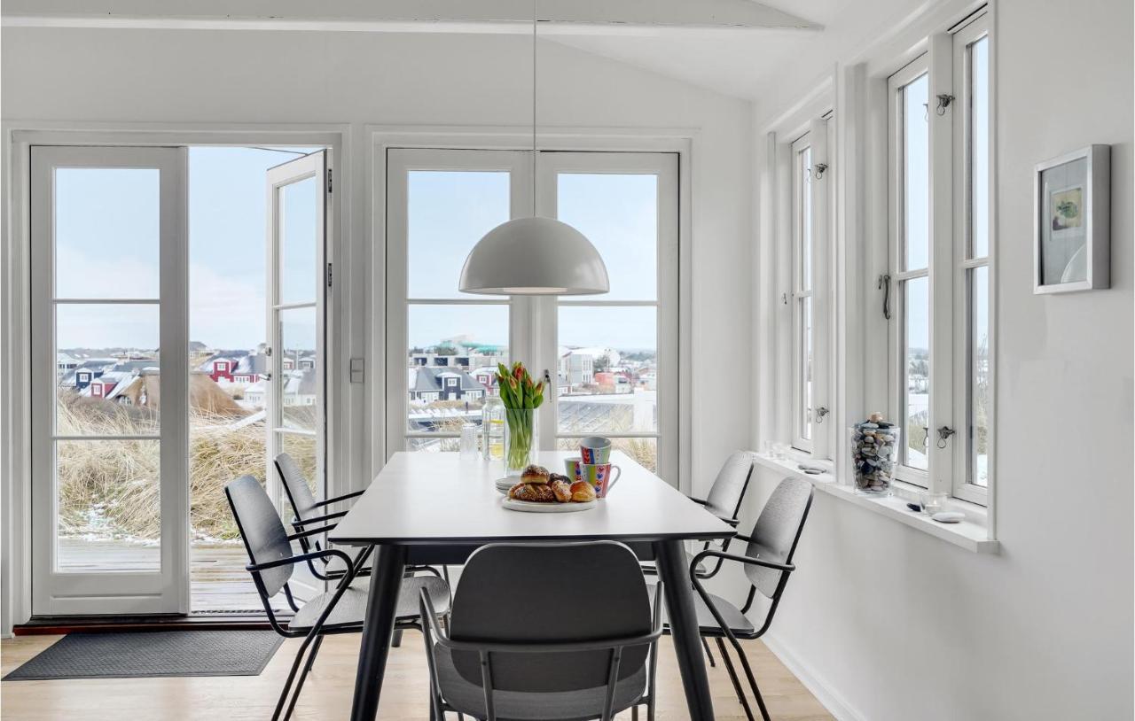 Nice Home In Ringkobing With Kitchen Сённервиг Экстерьер фото